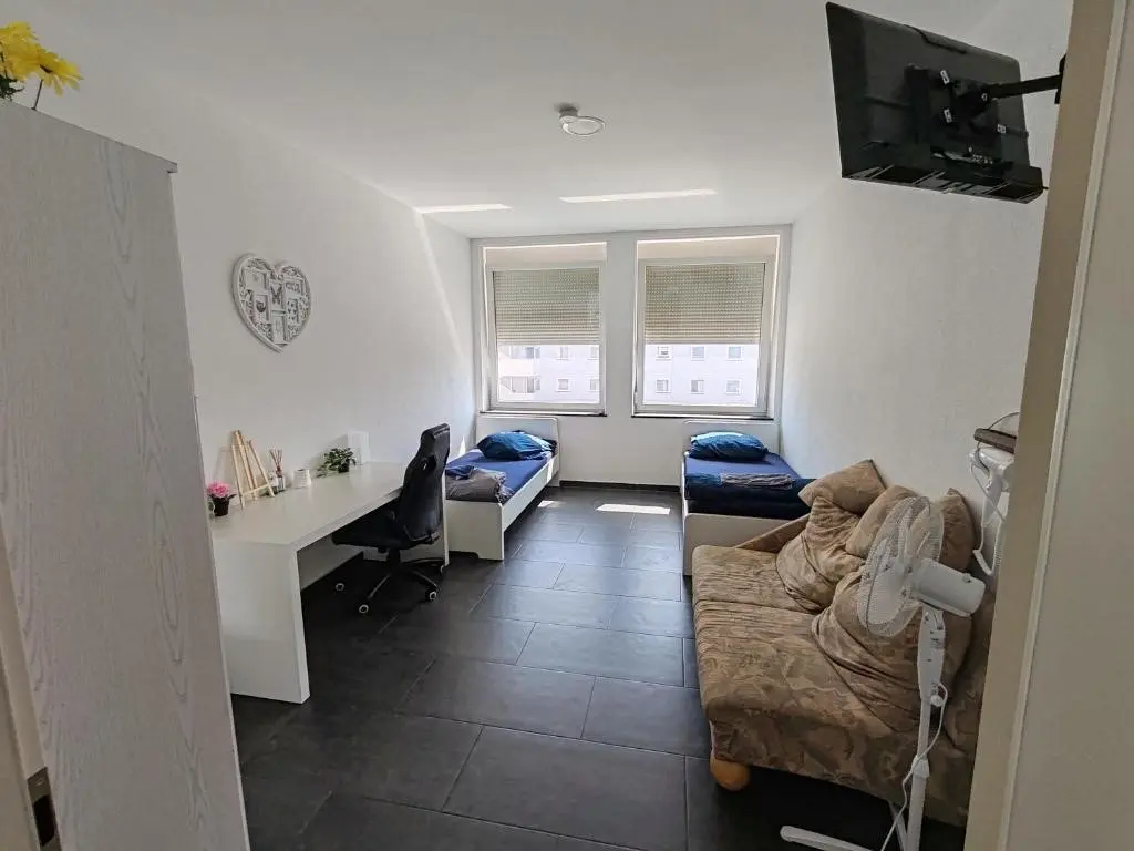 Nina Zimmer Zentral Günstig